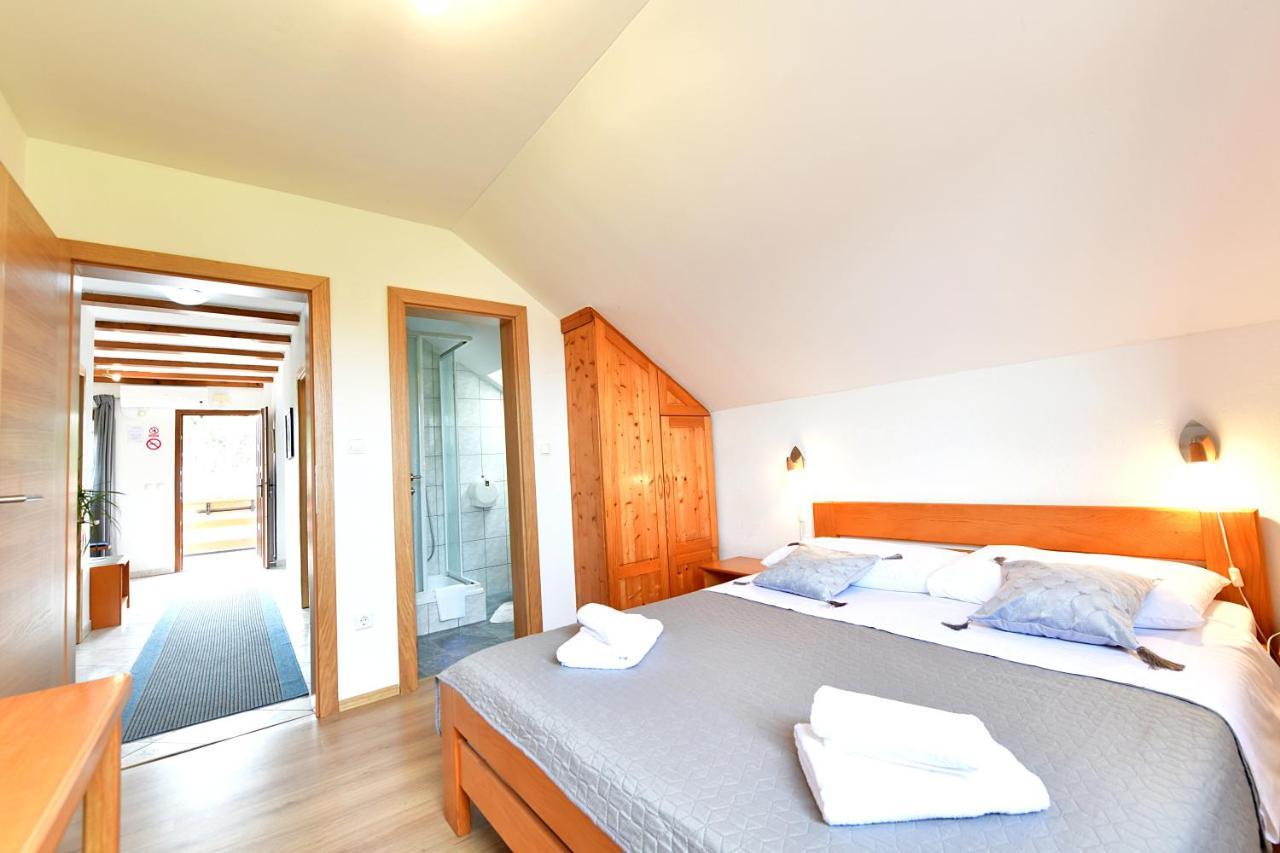 Guest House Family Dukic Rakovica Eksteriør billede