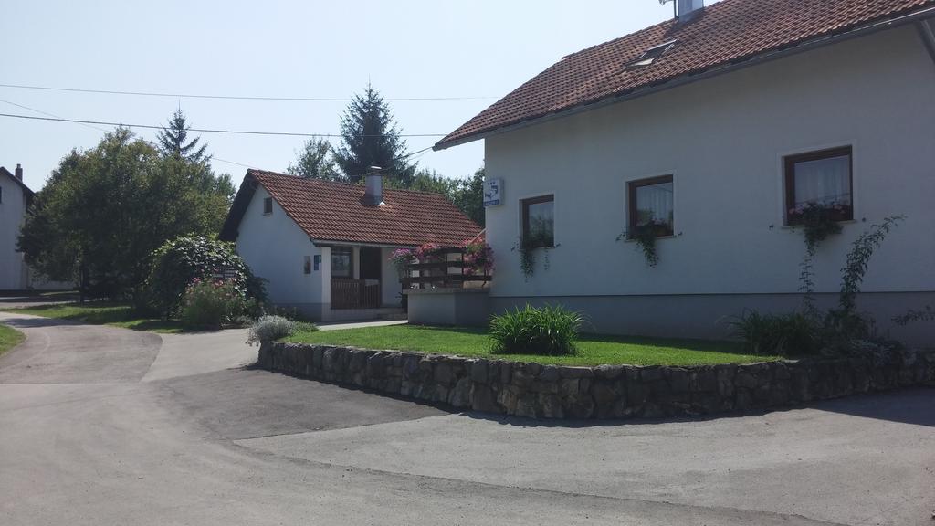 Guest House Family Dukic Rakovica Eksteriør billede