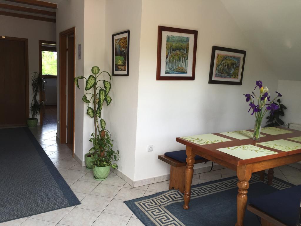 Guest House Family Dukic Rakovica Eksteriør billede